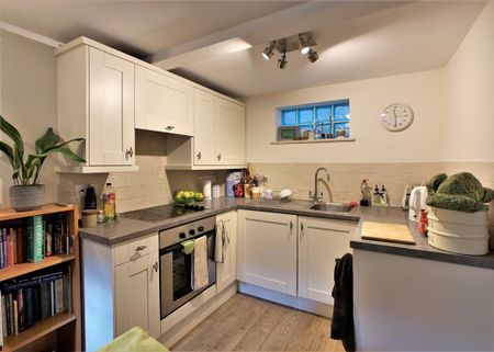 1 bedroom terraced house to rent - Photo 2