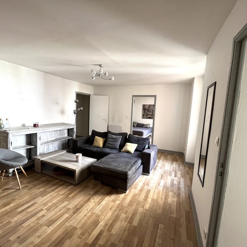 Location Appartement 2 pièces 62m² - Photo 1