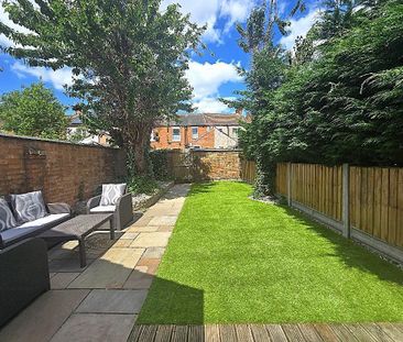 3 bedroom terraced house to rent - Photo 2