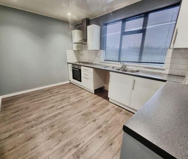 3 bedroom end of terrace house to rent - Photo 6