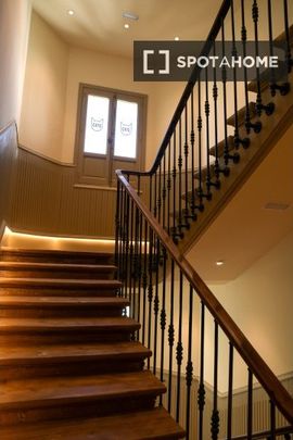 madrid, Community of Madrid 28013 - Photo 1