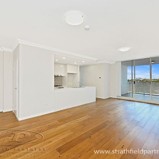 Terrace Apartment, PARK TOWER - Photo 1