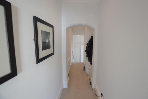 3 bedroom flat to rent - Photo 1