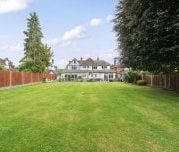 6 bedroom detached house to rent - Photo 1