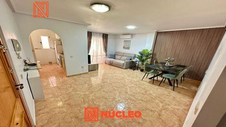 Alquiler de piso en Calle del Tomillo - Photo 5