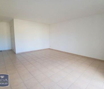 Location Appartement 3 pièces 63m² LEZIGNAN CORBIERES 11200 - Photo 1