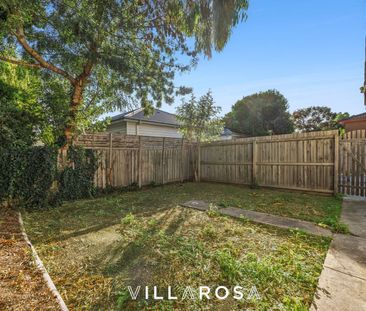 Perfect location - Photo 6