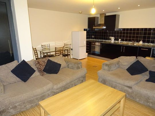 2 bedroom apartment to rent - Photo 1