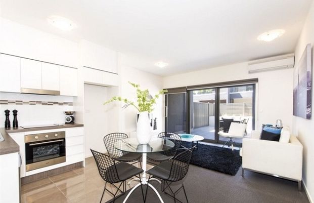 Living Made Easy! - Photo 1