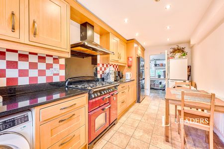 1 bedroom house to rent Kingfisher Way, Bishops Stortford, Hertfordshire, CM23 - Photo 3