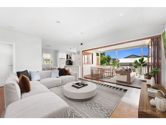 10 Laurier Street, QLD, 4103, Annerley - Photo 1