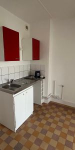 Location Appartement 2 pièces 44m² MARCQ EN BAROEUL 59700 - Photo 3