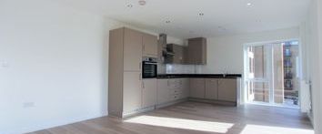 2 Bedrooms Flat to rent in Elstree Way, Borehamwood WD6 | £ 312 - Photo 1