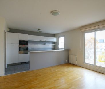 Location Appartement 4 pièces 123m² - Photo 5