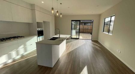 Perfect 4 bed familiy home - Photo 3