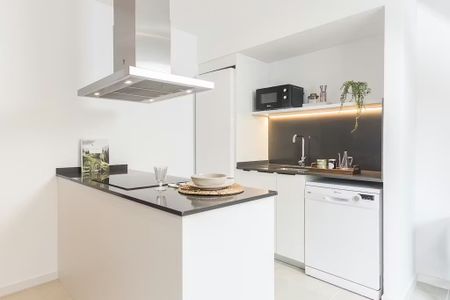 Carrer de Maignon, Barcelona, Catalonia 08024 - Photo 4