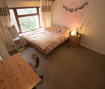 4 bedroom detached house to rent - Photo 3