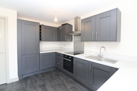 2 bedroom apartment to rent - Photo 4