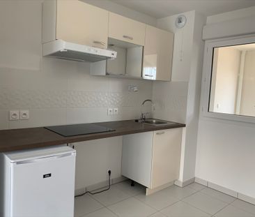 Location Appartement 2 pièces 43m² - Photo 6