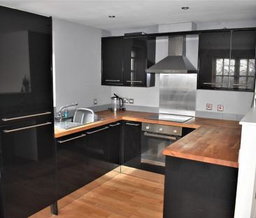 2 bedroom apartment to rent - Photo 4