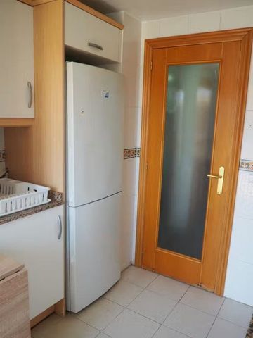 Carrer de Vicente la Roda, Valencia, Valencian Community 46011 - Photo 3