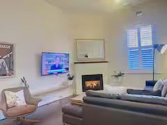 10 Addison St., Elwood, VIC 3184 - Photo 2