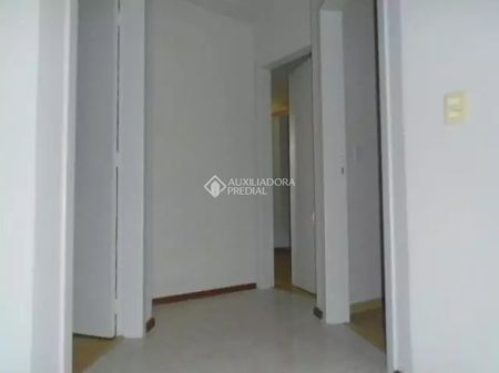 Casa em Condomínio com 2 quartos e 75m² para alugar em Glória, Porto Alegre. - Foto 3