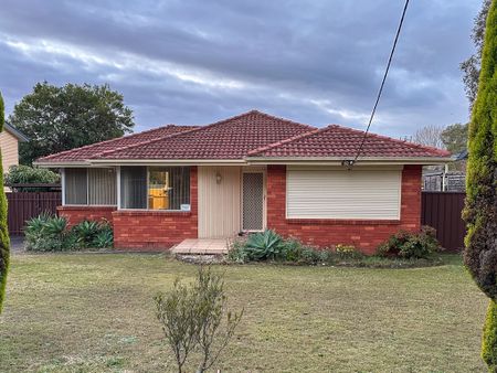 216 Brisbane Water Drive, Point Clare NSW 2250 - Photo 3