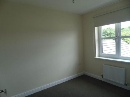 4 bedroom detached house to rent - Photo 5