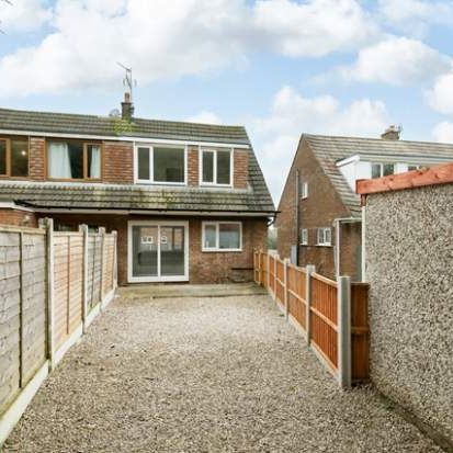 3 bedroom property to rent in Bamber Bridge - Photo 1