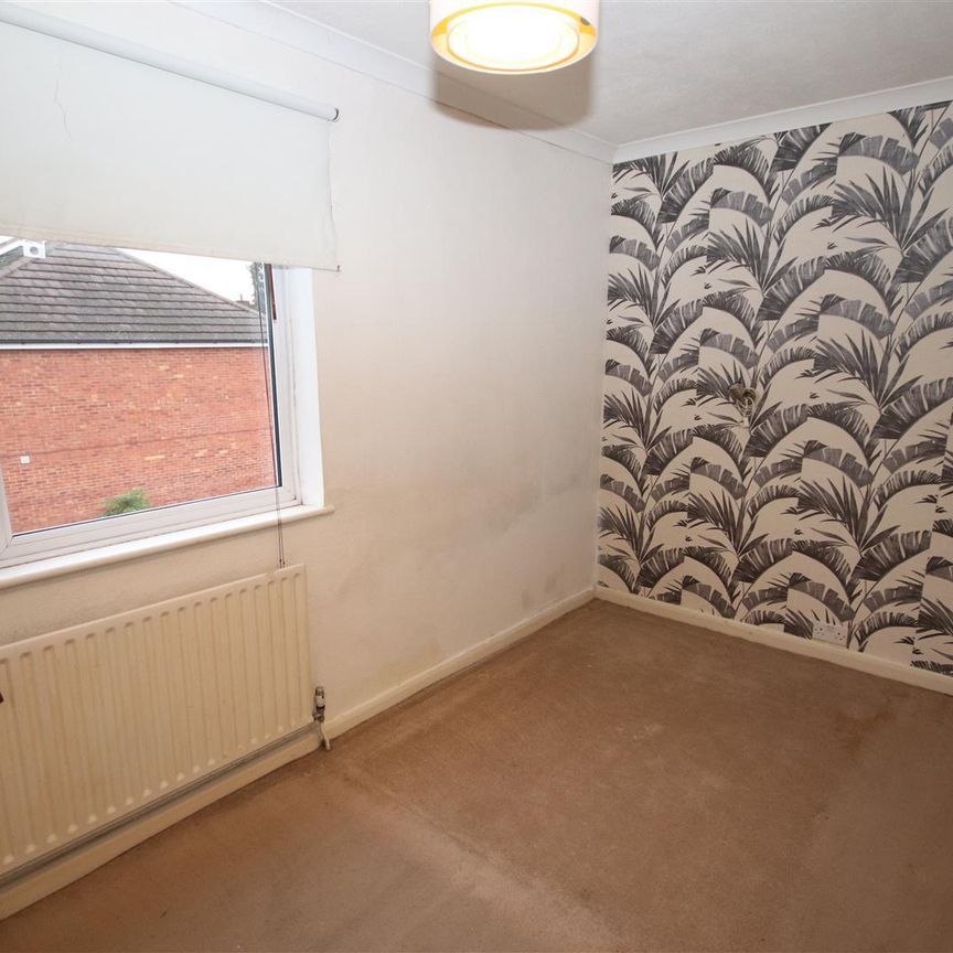 2 bedroom Terraced House to let - Photo 1