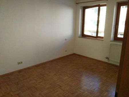 Mietwohnung 2 Zimmer mit Balkon und Tiefgarage - Photo 5