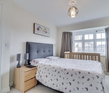 4 bedroom detached house to rent - Photo 3