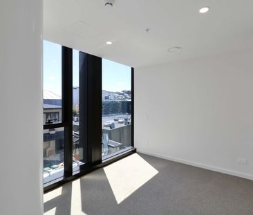 Inner-City Living at Its Best - Photo 1