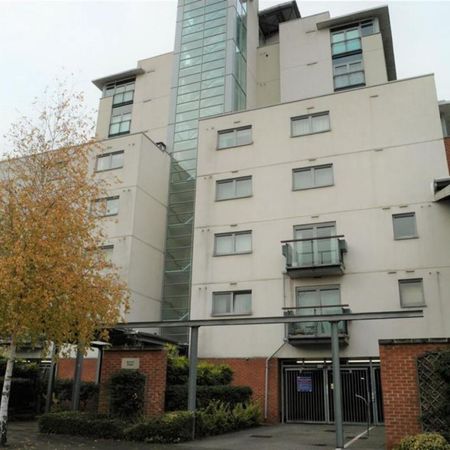 Wyatt Point, Erebus Drive, London, SE28 0GL - Photo 3