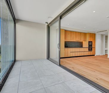 Furnished or Unfurnished - your choice integrated Liebherr fridge/ ... - Photo 3