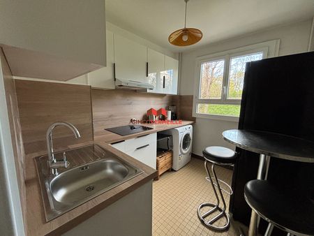 Location Appartement 3 pièces 54m² - Photo 3