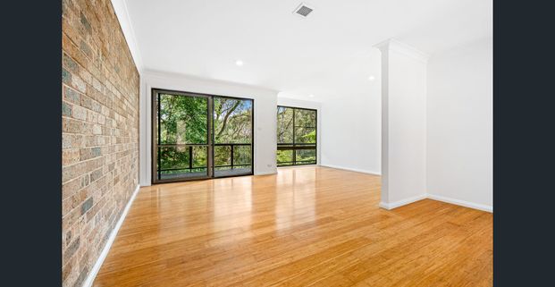 Tranquil Bush Retreat in Jannali - Photo 1