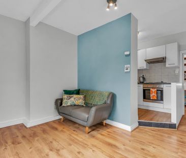 1 bedroom flat to rent - Photo 4