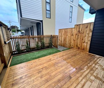 Modern sunny 2 Bedroom home! - Photo 4