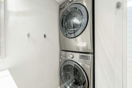 For Lease - 40 Victor Avenue Unit# Lower, Toronto, Ontario - Photo 2