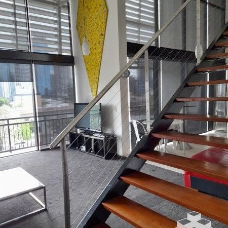 Furnished Penthouse Loft Apartment - Fantastic Views. - Photo 1