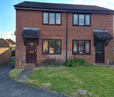 2 bedroom semi-detached house to rent - Photo 5