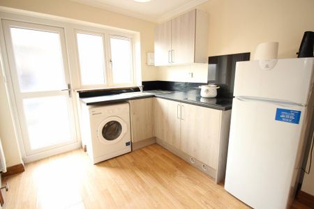 Studio to rent - Photo 4