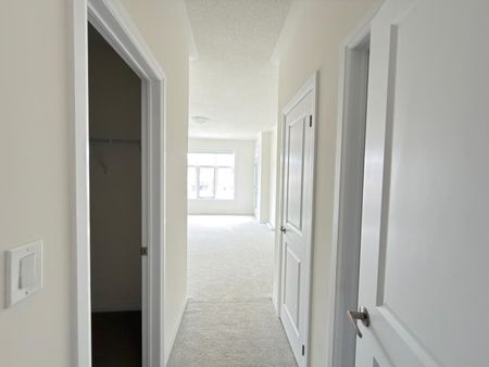 For Lease - 72 Lunay Drive, Richmond Hill, Ontario - Photo 2