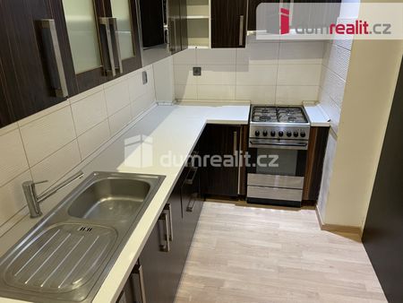 Pronájem bytu 2+1 60 m², Černokostelecká 1100, Praha Strašnice - Photo 3
