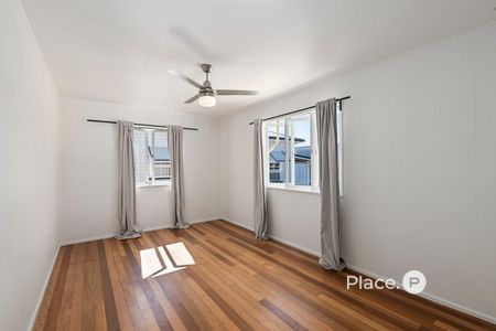 2245, Wynnum Road, QLD - Photo 2