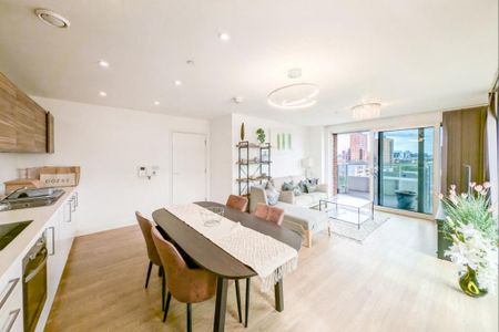 3 bedroom apartment to rent - Photo 3