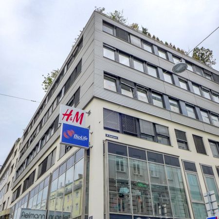 Erstbezug im Dachgeschoß mit großer Terrasse - perfekter Anbindung und Infrastruktur direkt am Keplerplatz - Photo 3