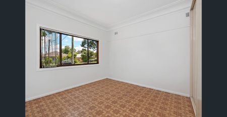 NEAT & TIDY HOME! - Photo 5